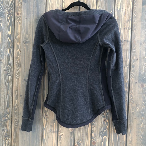 Lululemon 1/2 zip hoodie - Picture 9 of 9